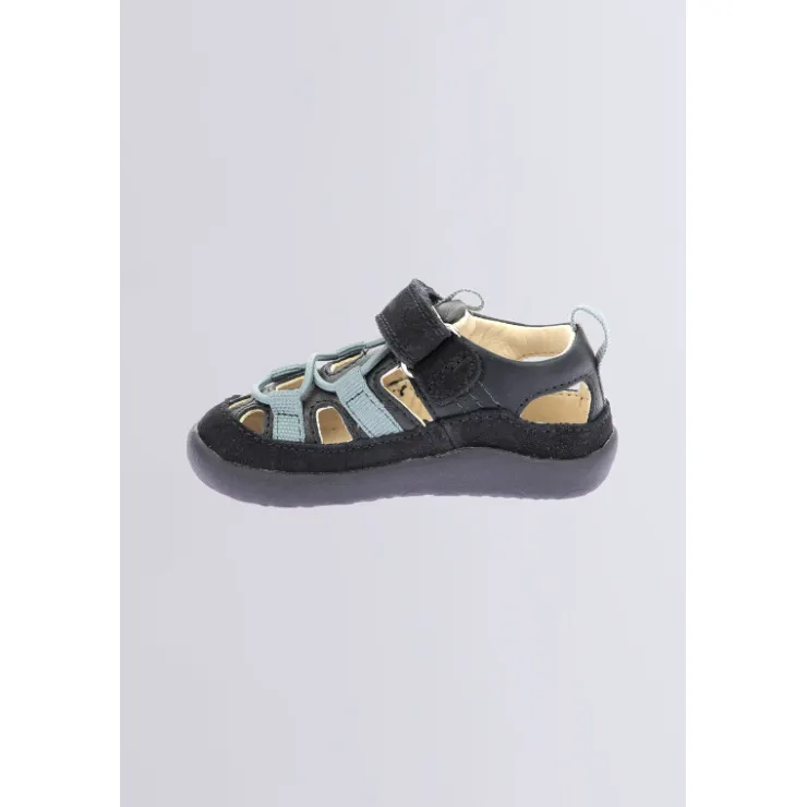Kinder Kickers Kick Frony