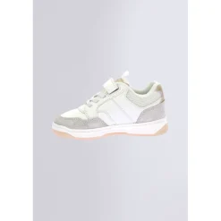 Kinder Kickers Kickarting