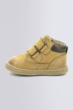 Kinder Kickers Tackeasy (18-23)