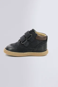 Kinder Kickers Tackeasy (18-23)